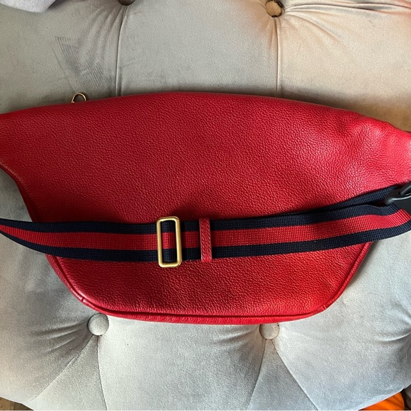 Gucci Red Leather Belt Bag with Green and Yellow Logo - Picture 5 of 5